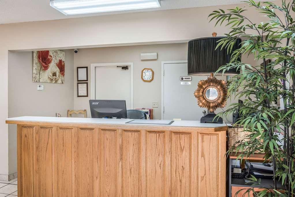 Rodeway Inn Gurdon Interior photo